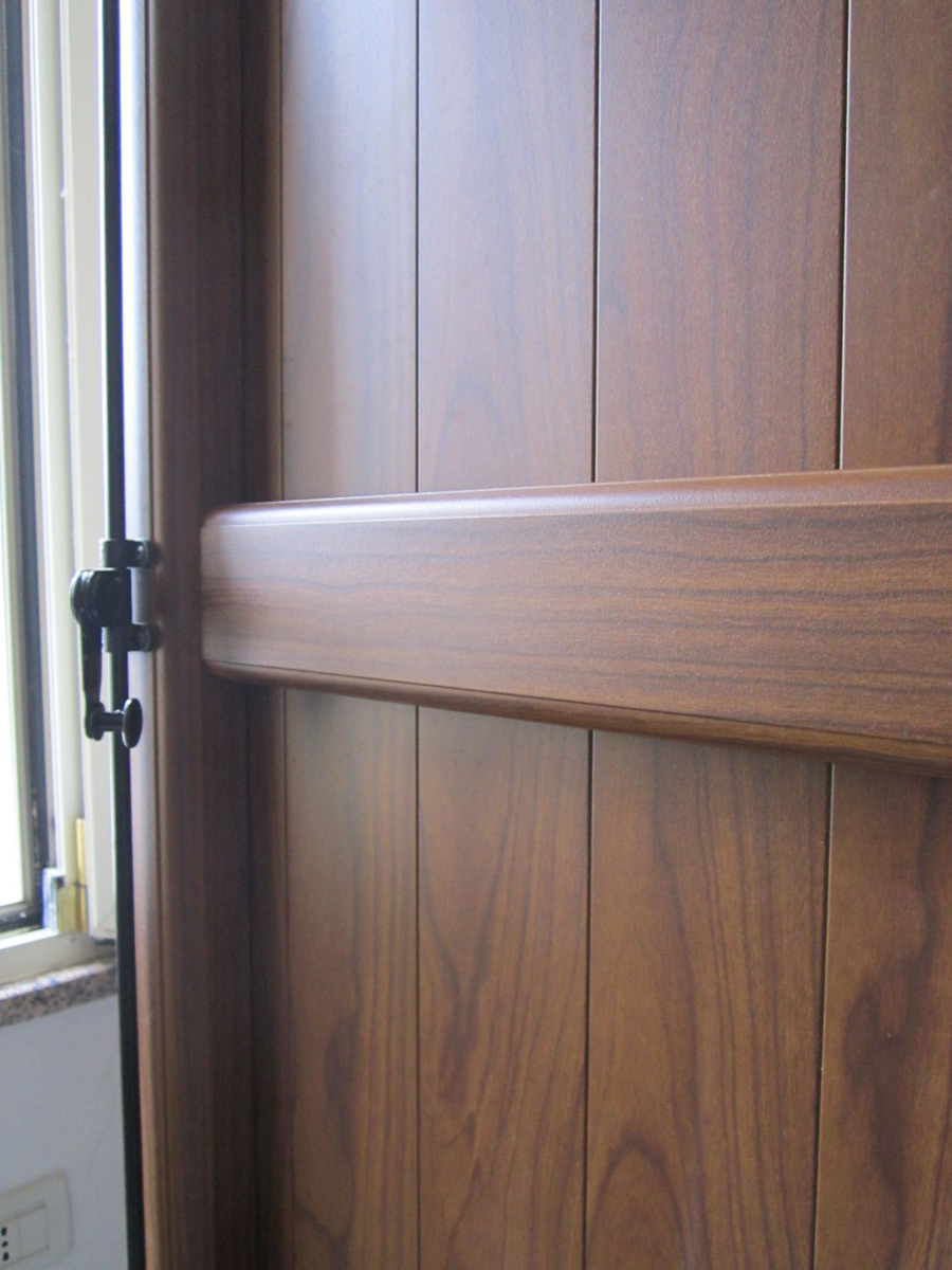 Anta in legno - Mantova - Verona